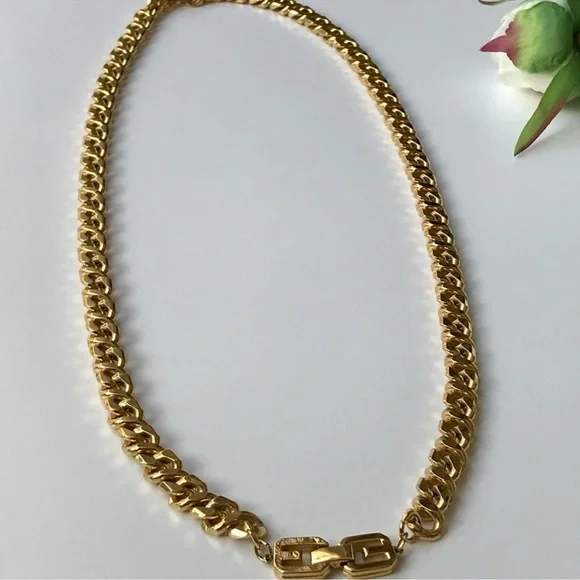 VTG Givenchy Gold Chain Necklace